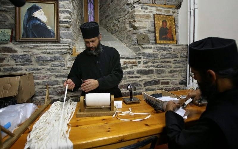 Braul Maicii Domnului VindecÄƒ Infertilitatea Chilia Buna Vestire